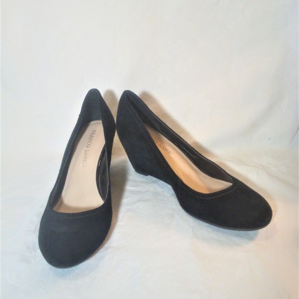 FRANCO SARTO black Sued wedge sz 8 EUC